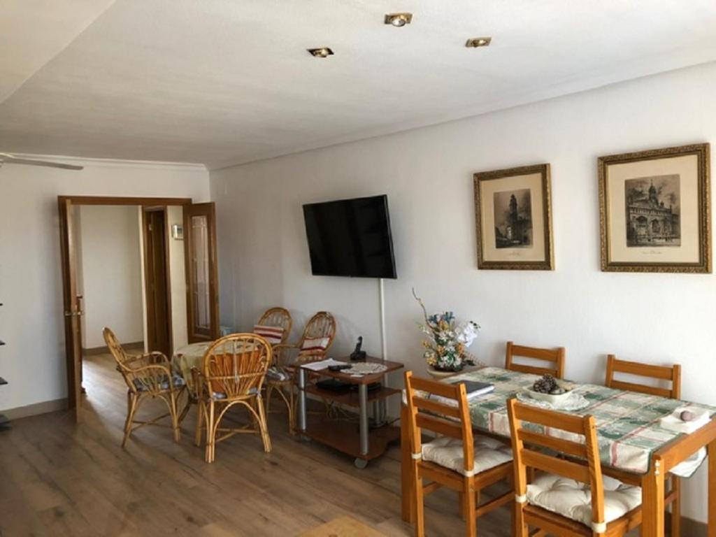 Valencia, Ideally Located 3Bed-2Bath Apart.Few Mints Walk From Beach,Pool,Shop. Port Saplaya Buitenkant foto