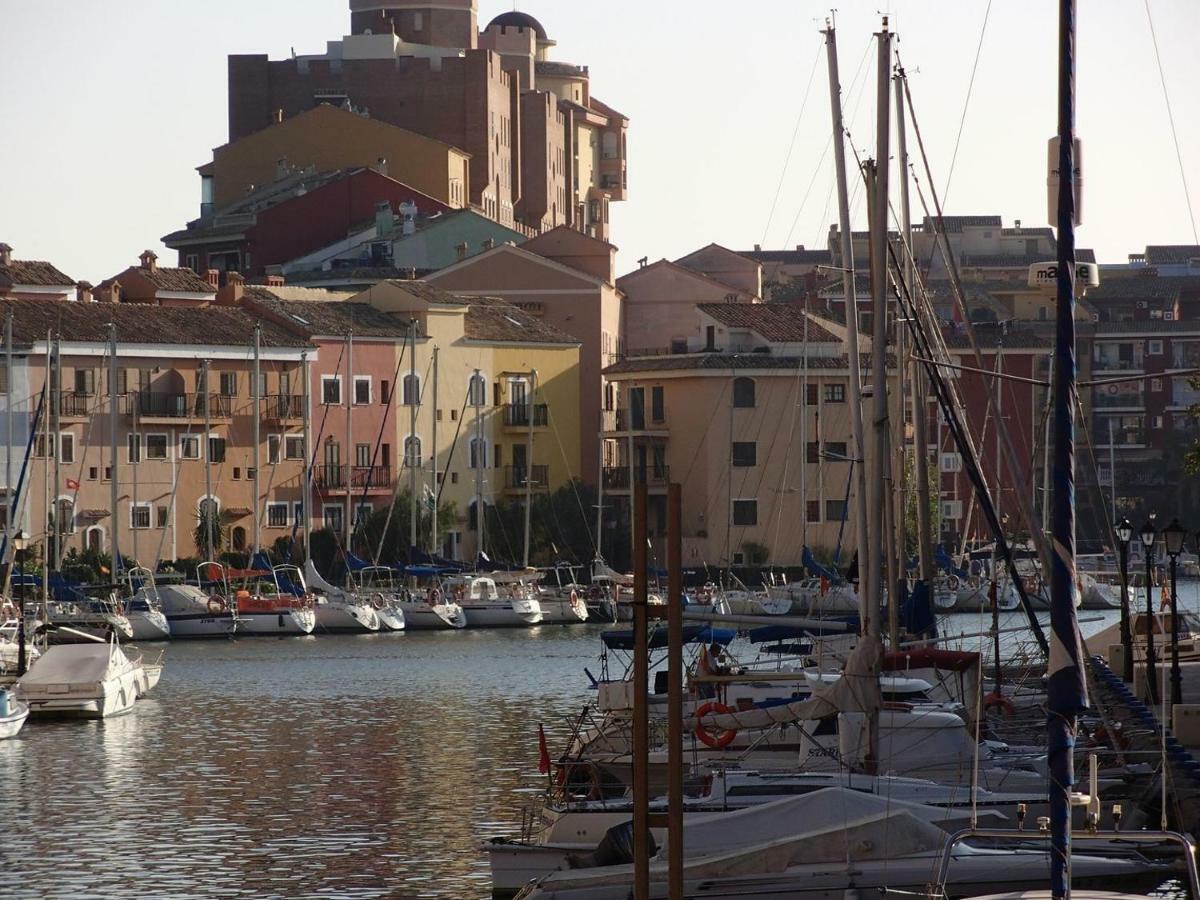 Valencia, Ideally Located 3Bed-2Bath Apart.Few Mints Walk From Beach,Pool,Shop. Port Saplaya Buitenkant foto