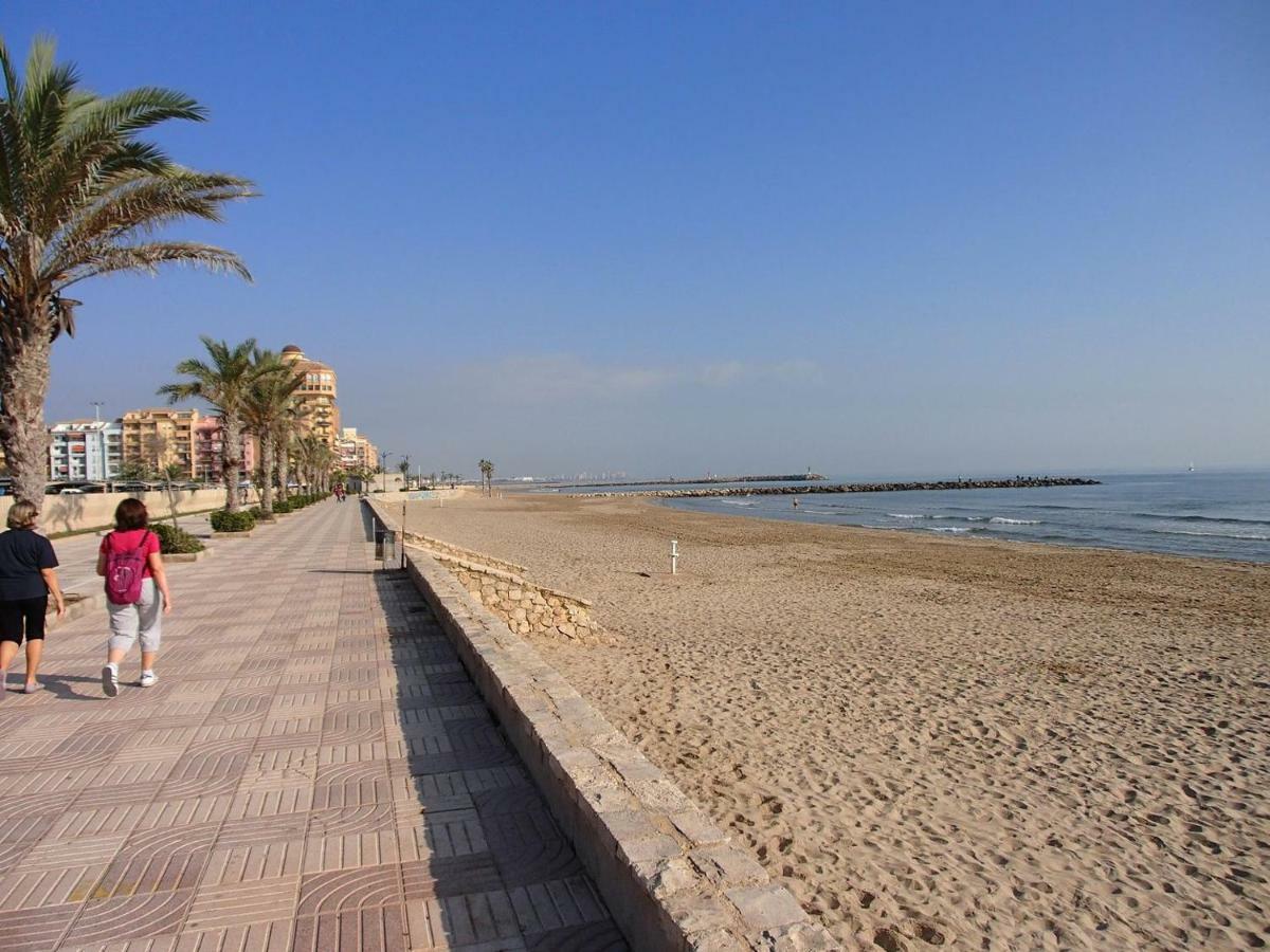 Valencia, Ideally Located 3Bed-2Bath Apart.Few Mints Walk From Beach,Pool,Shop. Port Saplaya Buitenkant foto