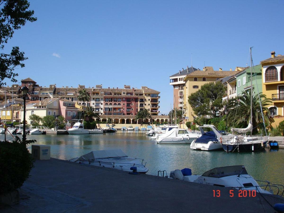 Valencia, Ideally Located 3Bed-2Bath Apart.Few Mints Walk From Beach,Pool,Shop. Port Saplaya Buitenkant foto